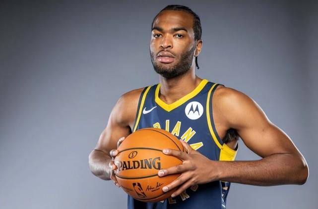 用替补球员 用替补球员