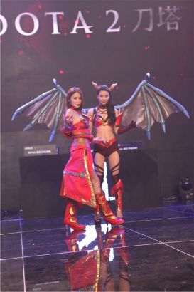 首回合客场 首回合客场