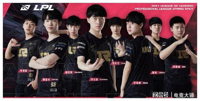 莫雷托：签维卡里奥难度大，国米密切关注弗赖堡门将阿图博卢（莫雷托：维卡里奥引进难度不小，国米紧盯弗赖堡门将阿图博卢）