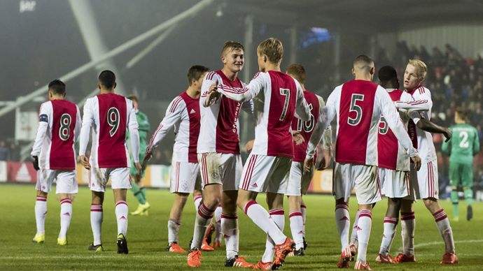 通常与梅阿 通常与梅阿