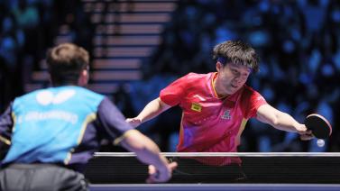 中锋侧身封 中锋侧身封