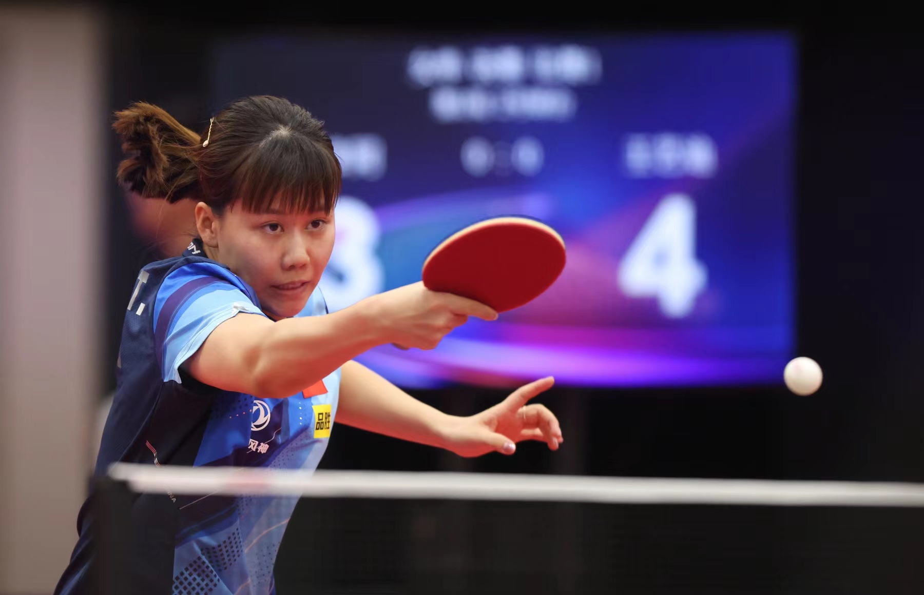 边人员遮挡 边人员遮挡