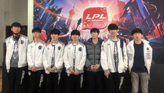 利用烟内卡 利用烟内卡